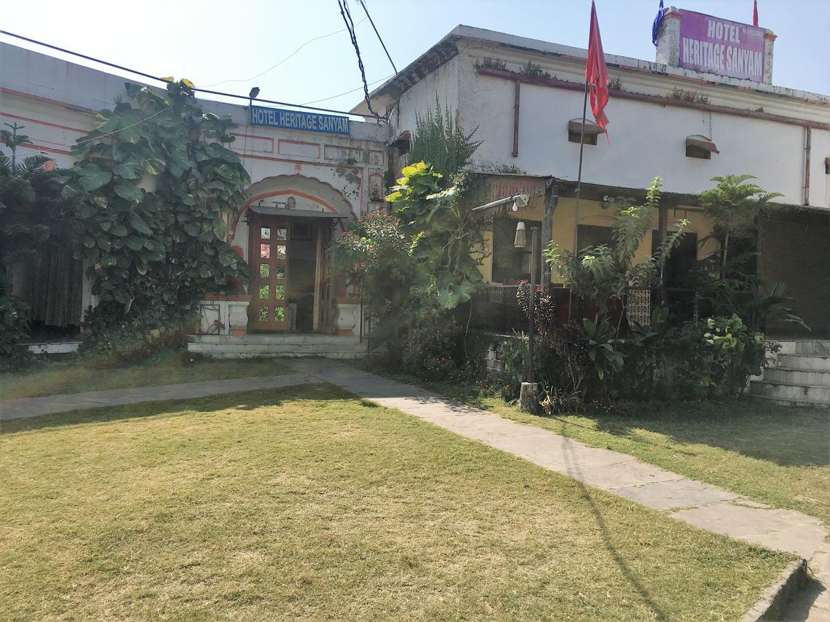 Hotel Heritage Sanyam Nāhan Dış mekan fotoğraf
