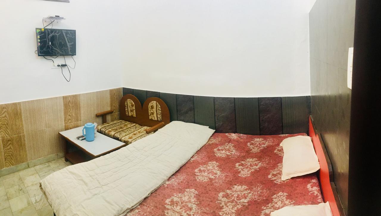 Hotel Heritage Sanyam Nāhan Dış mekan fotoğraf