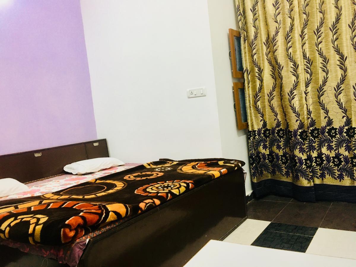 Hotel Heritage Sanyam Nāhan Dış mekan fotoğraf