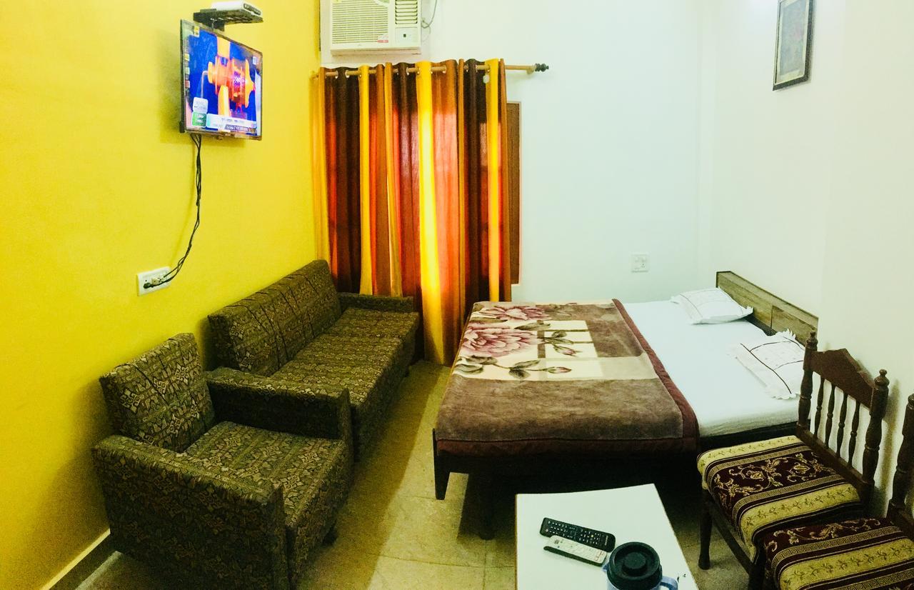 Hotel Heritage Sanyam Nāhan Dış mekan fotoğraf