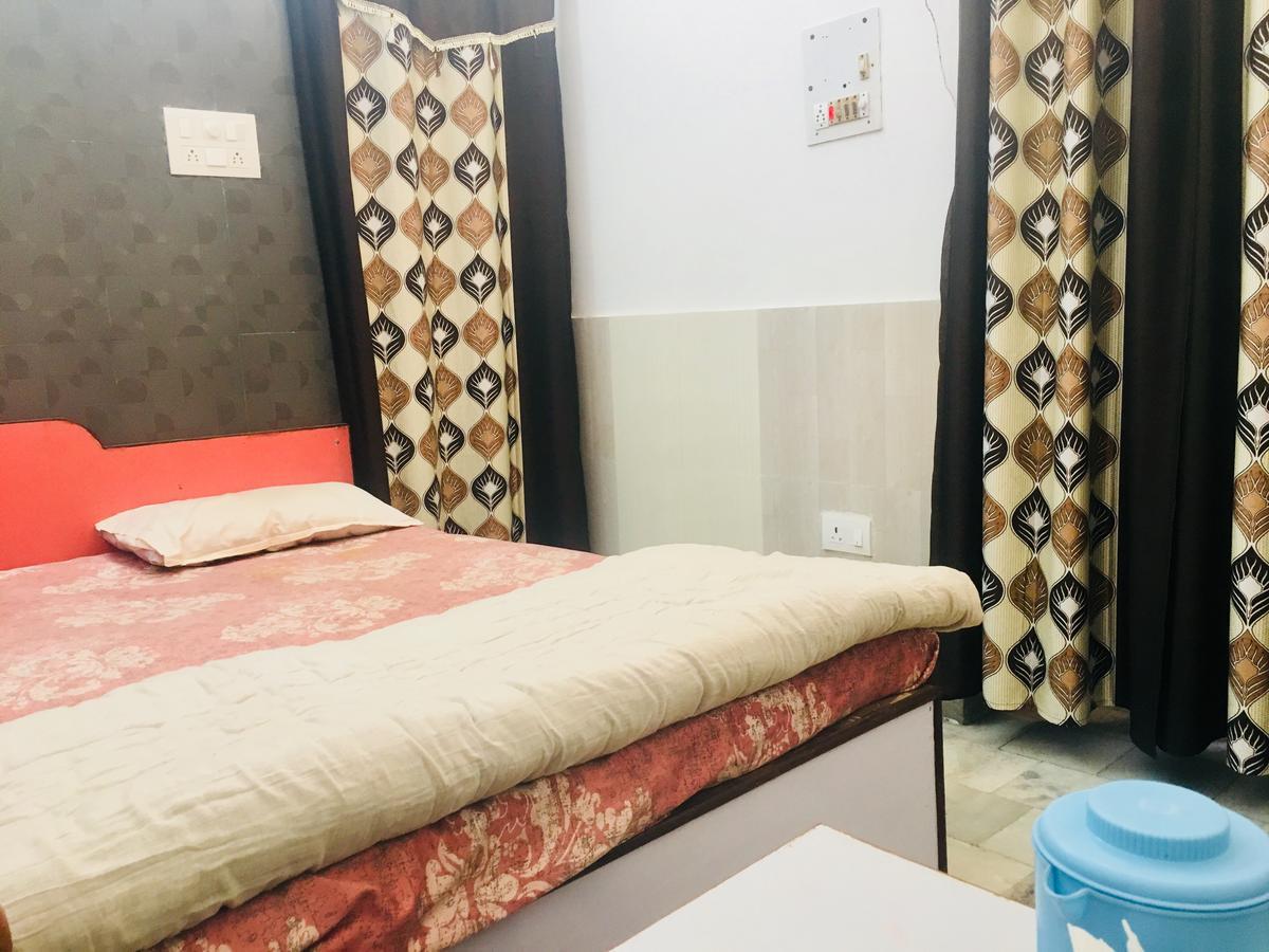 Hotel Heritage Sanyam Nāhan Dış mekan fotoğraf