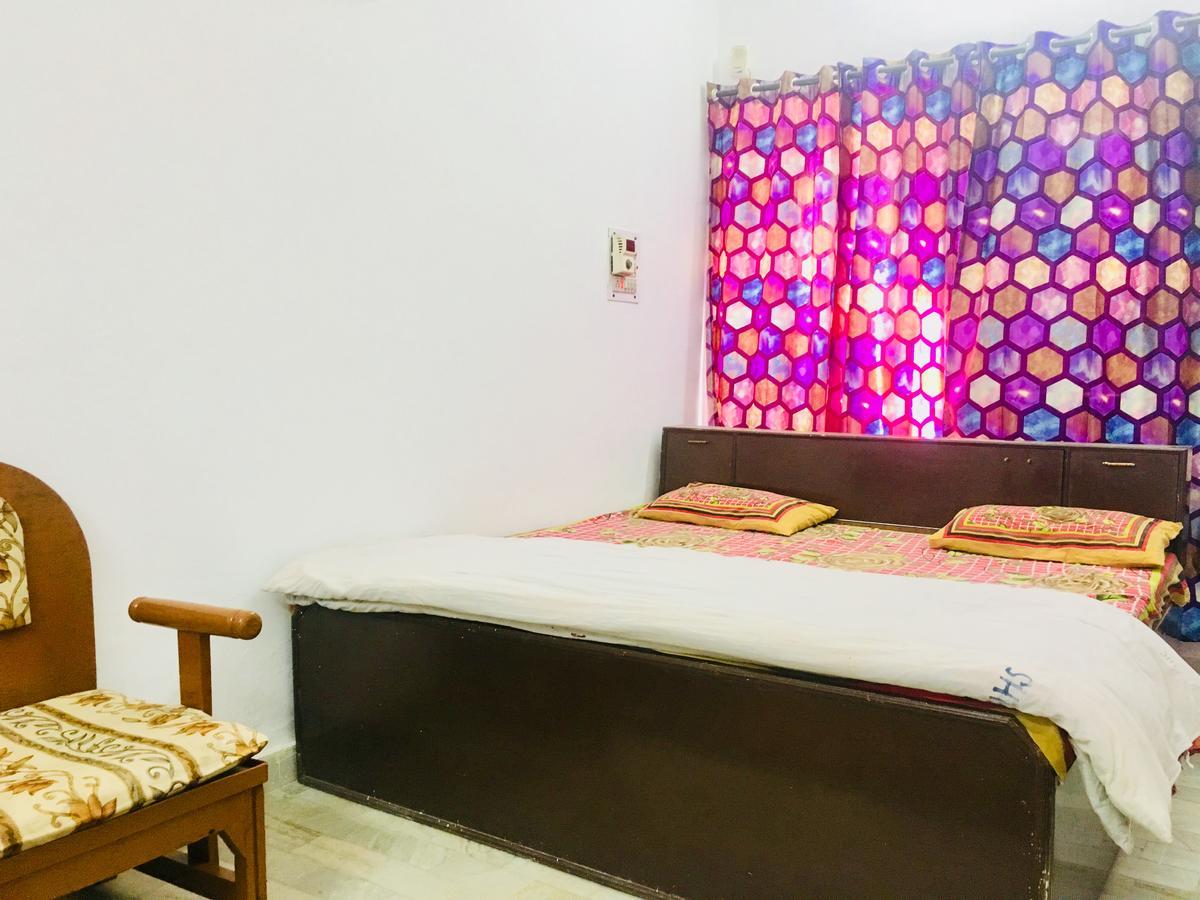 Hotel Heritage Sanyam Nāhan Dış mekan fotoğraf