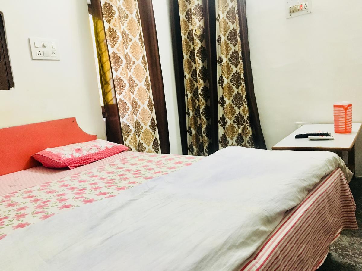 Hotel Heritage Sanyam Nāhan Dış mekan fotoğraf