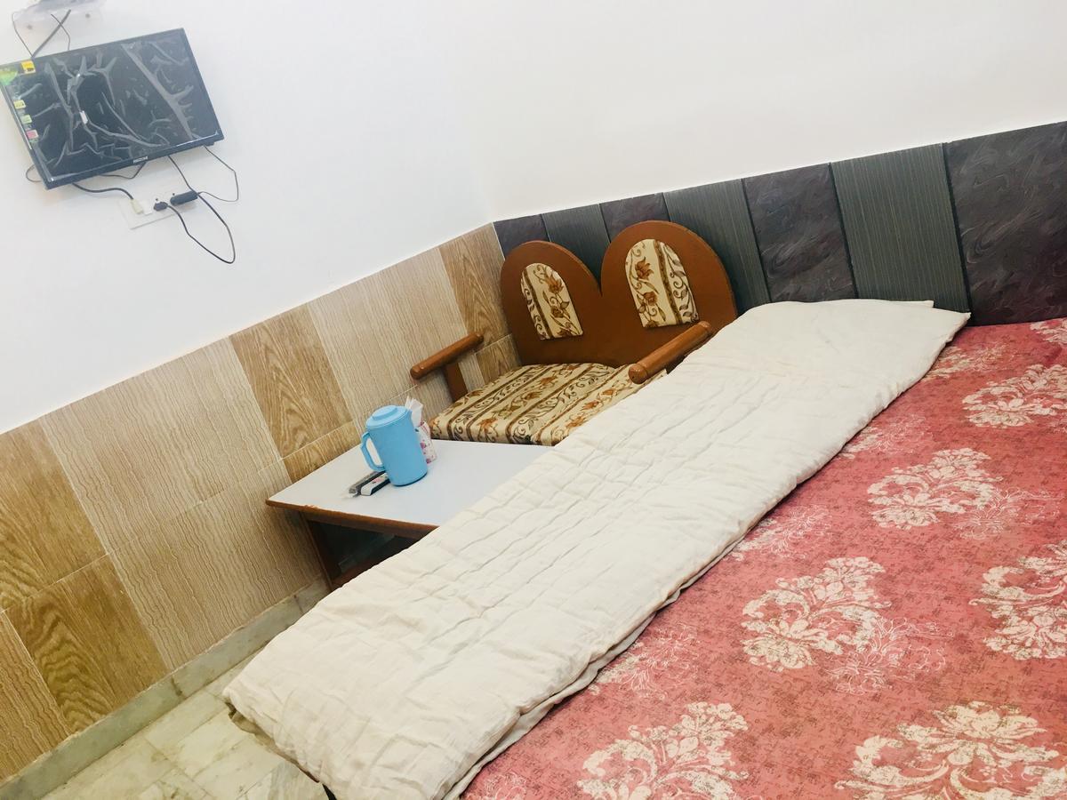 Hotel Heritage Sanyam Nāhan Dış mekan fotoğraf