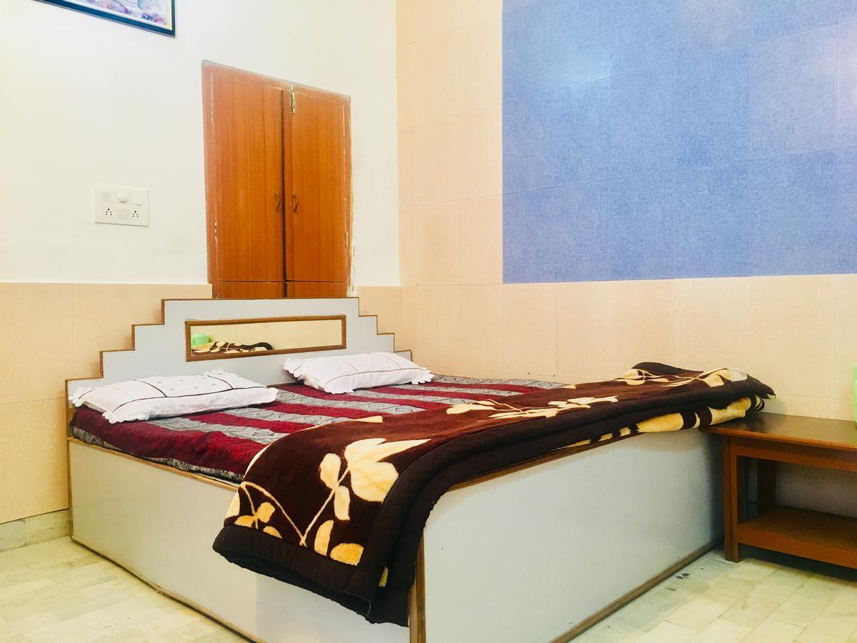 Hotel Heritage Sanyam Nāhan Dış mekan fotoğraf