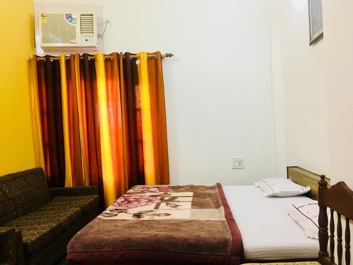 Hotel Heritage Sanyam Nāhan Dış mekan fotoğraf